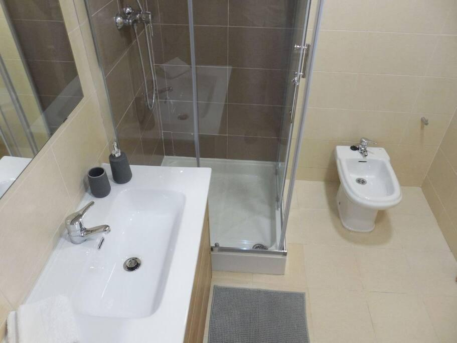 Precioso Piso De 2 Habitaciones Armilla Esterno foto
