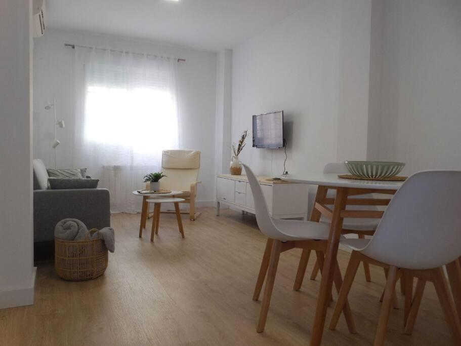 Precioso Piso De 2 Habitaciones Armilla Esterno foto